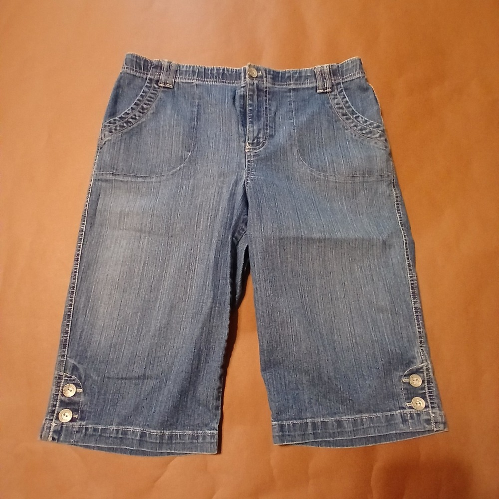 Gloria Vanderbilt Women 12 Skimmer Shorts Stretch Denim Bermuda